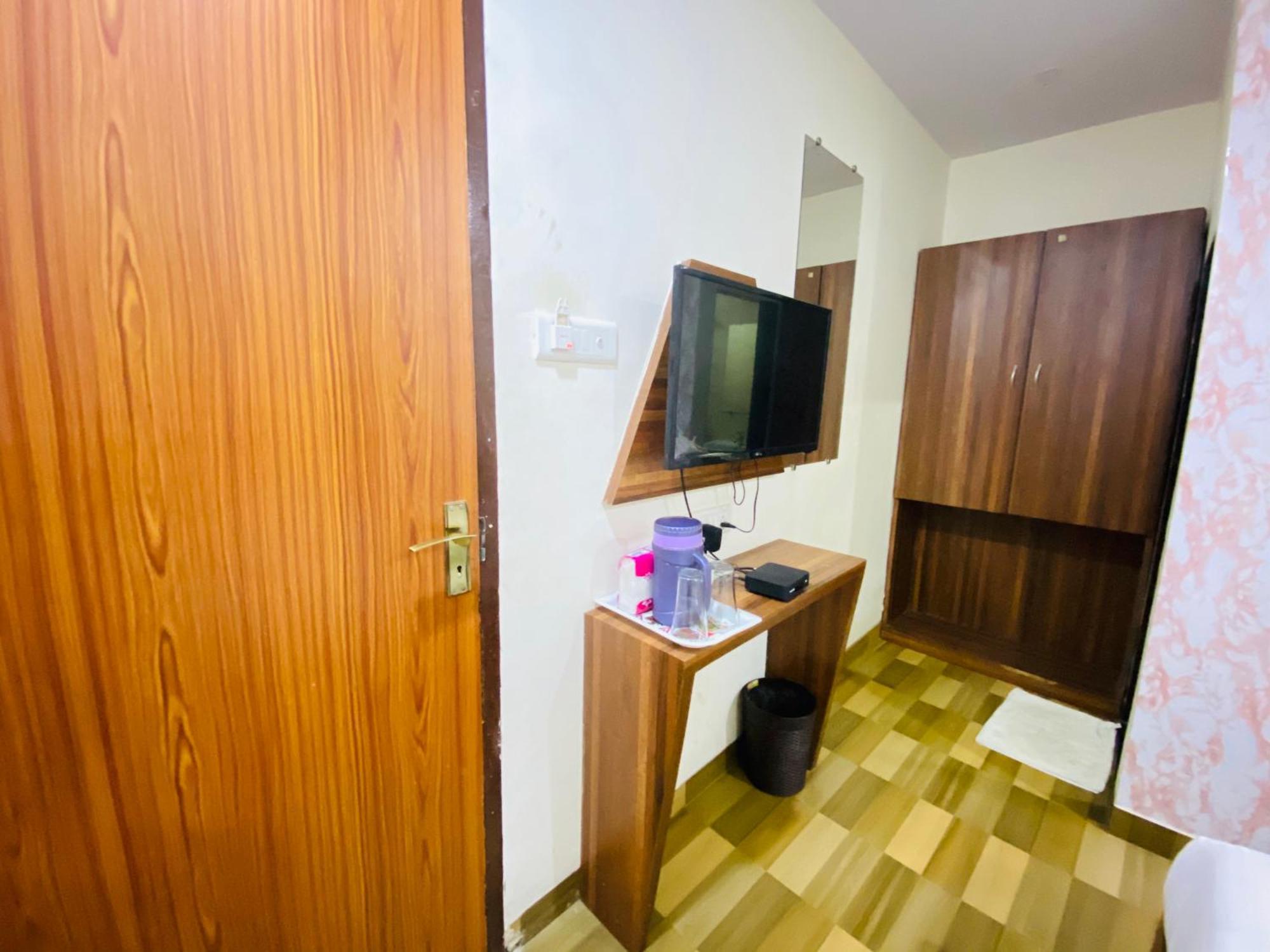 מומביי Airport Inn Residency מראה חיצוני תמונה