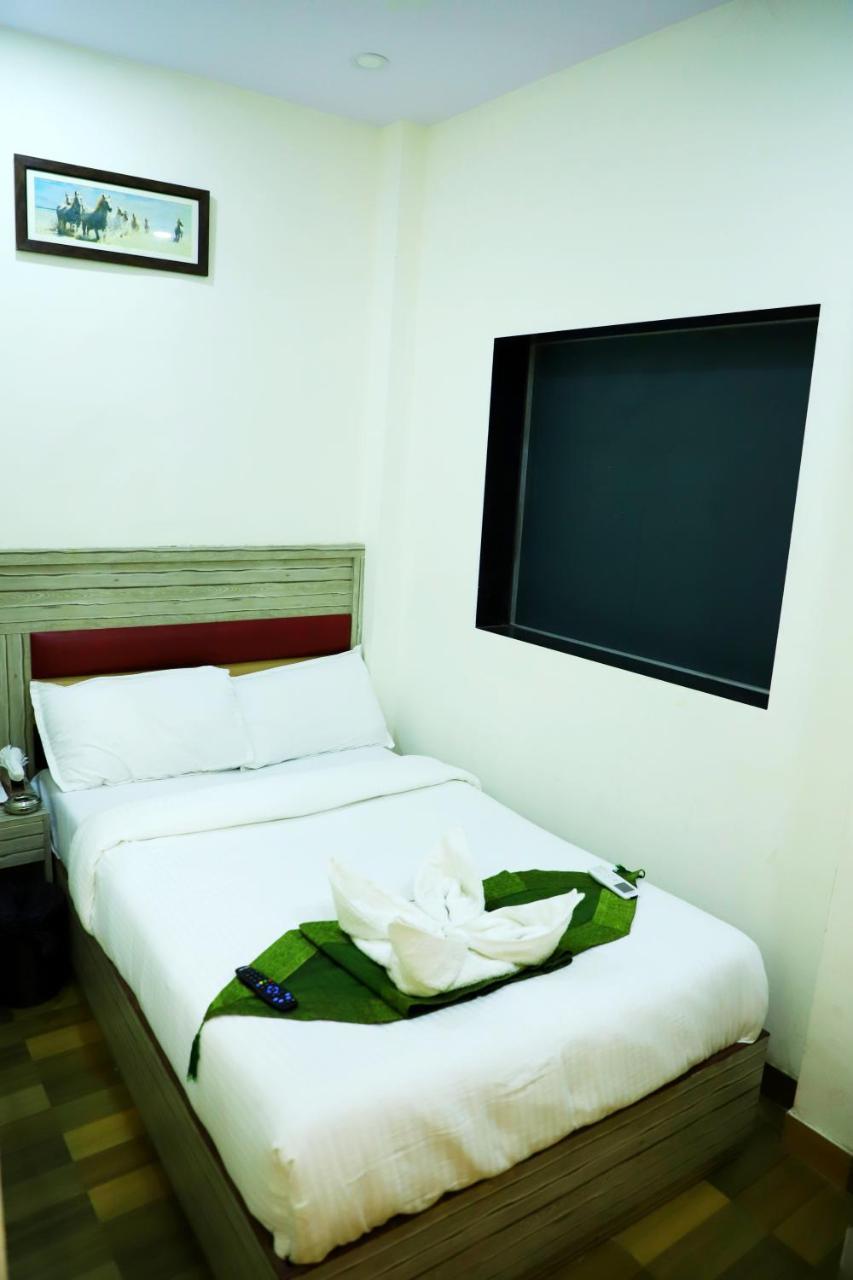 מומביי Airport Inn Residency מראה חיצוני תמונה