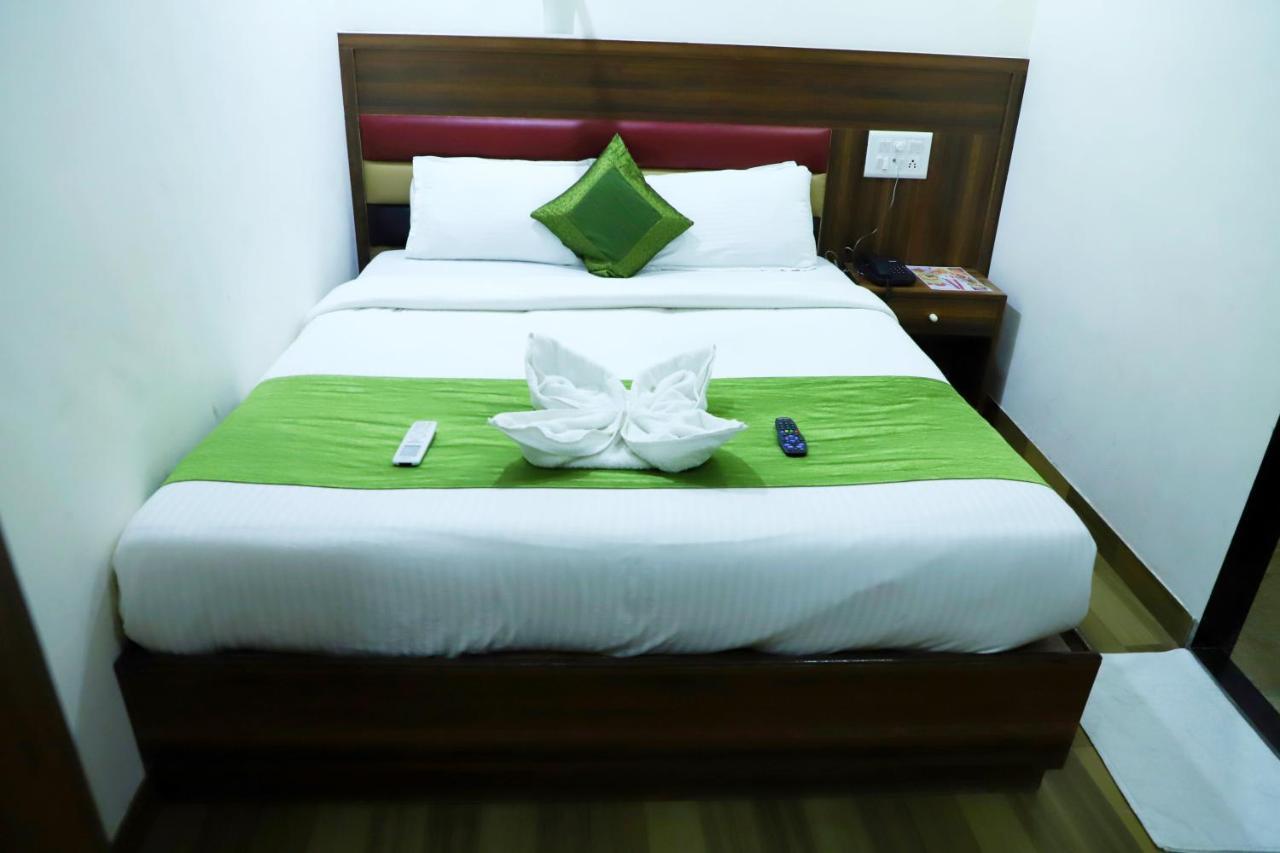 מומביי Airport Inn Residency מראה חיצוני תמונה